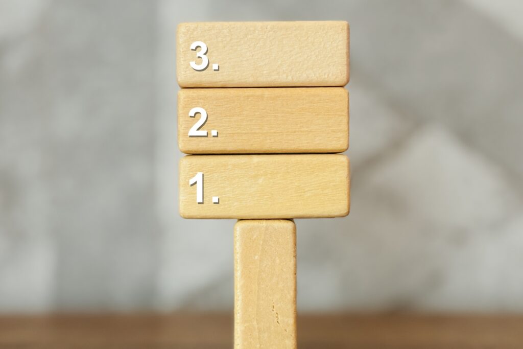 3選